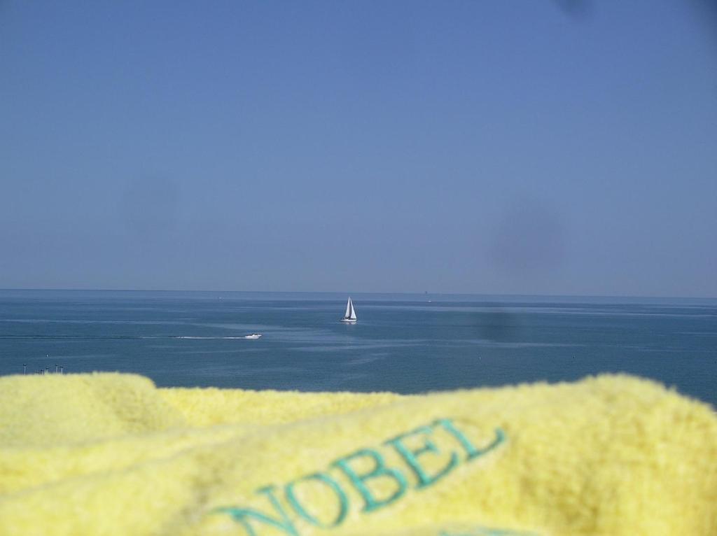 Hotel Nobel Gabicce Mare Exterior photo
